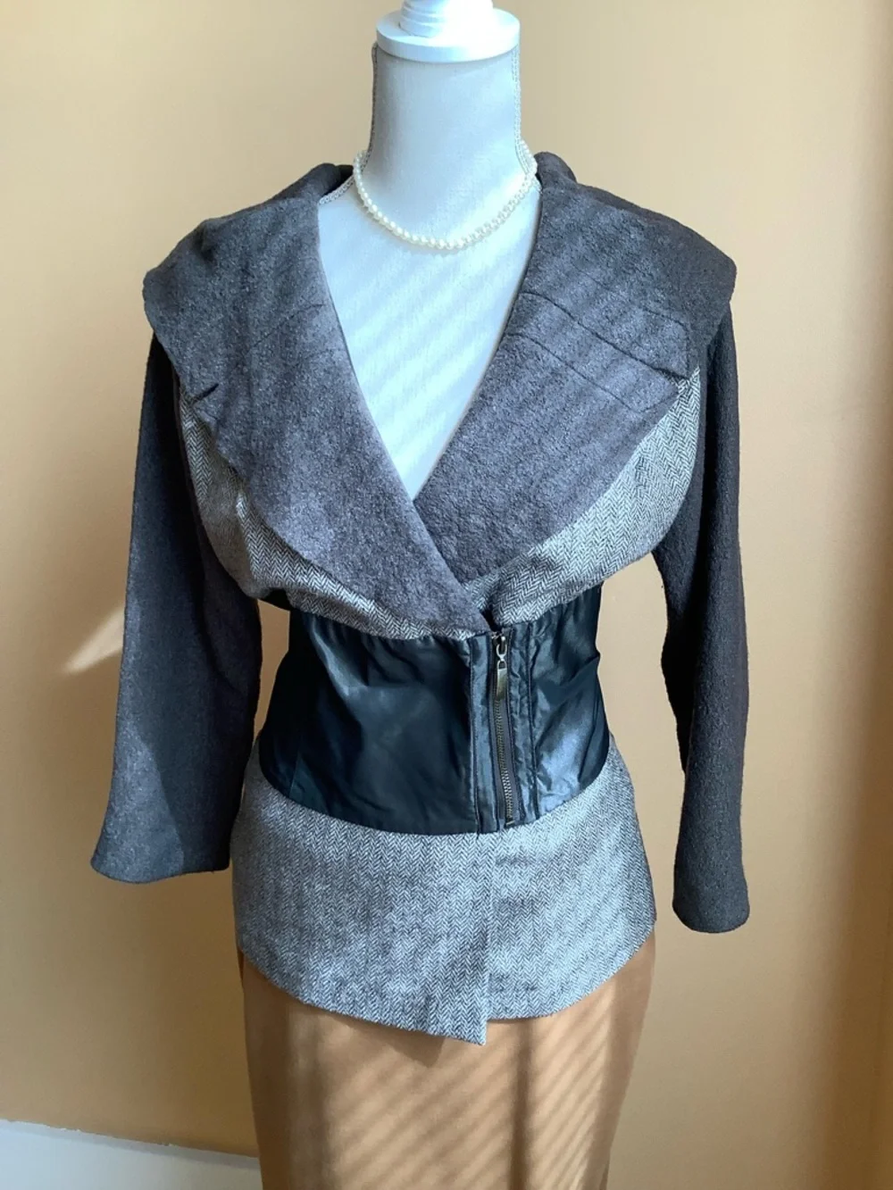 KAPALUA Brown Wool Tweed Cinch Waist Unlined Jacket Size 12 - Picture 2 of 15